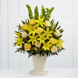 The FTD® Golden Memories™ Arrangement